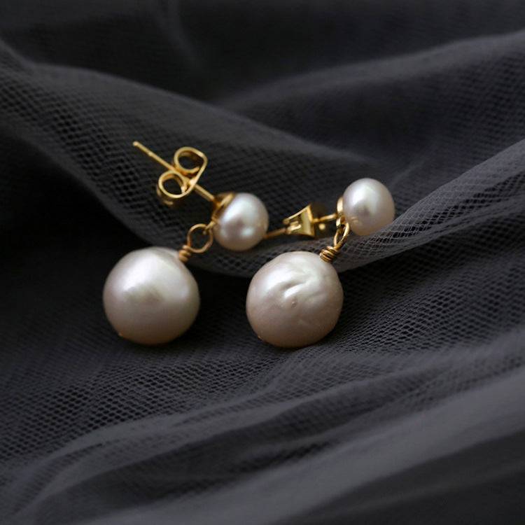 White Pearl Drop Earrings in Elegant Design 3