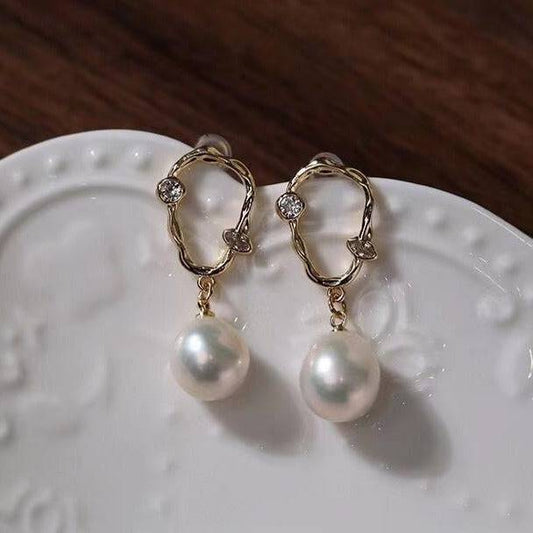 Unique Irregular Pearl Drop Earrings Design