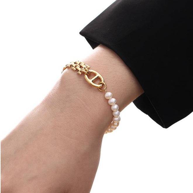 Freshwater Pearl Chain Bracelet with Belt Design