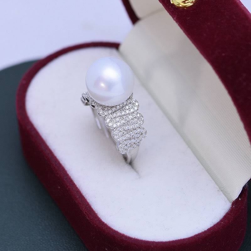 Wide Freshwater Pearl and CZ Ring in Silver