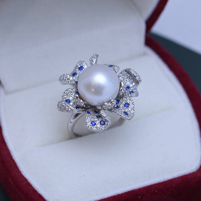 Freshwater Pearl and Blue Gem Ring Design