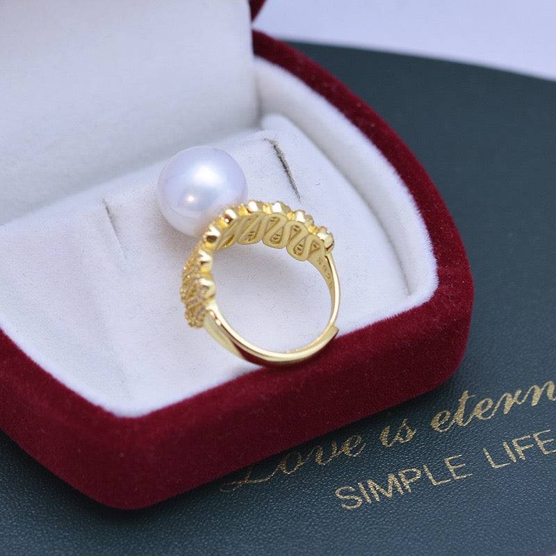 Wide Freshwater Pearl and CZ Ring in Silver