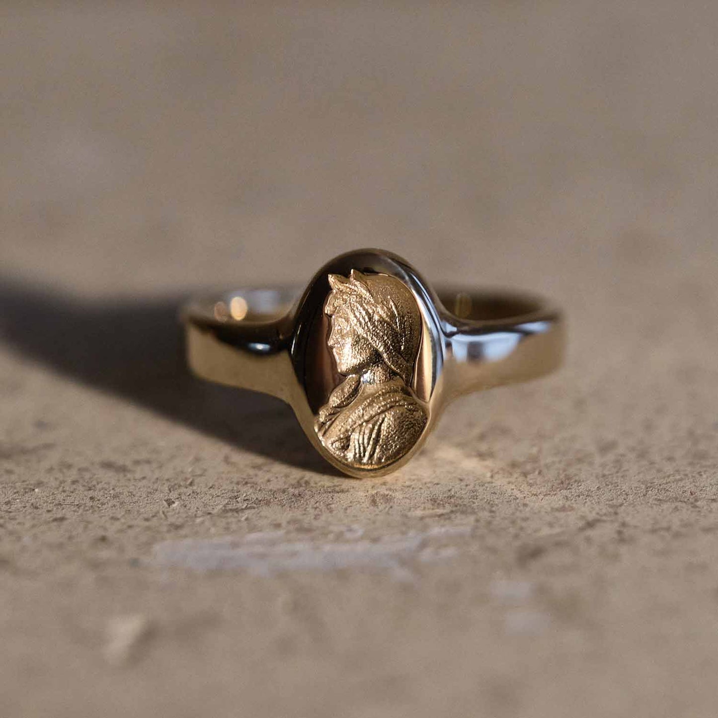 Solid Gold Signet Ring for Stylish Look 2