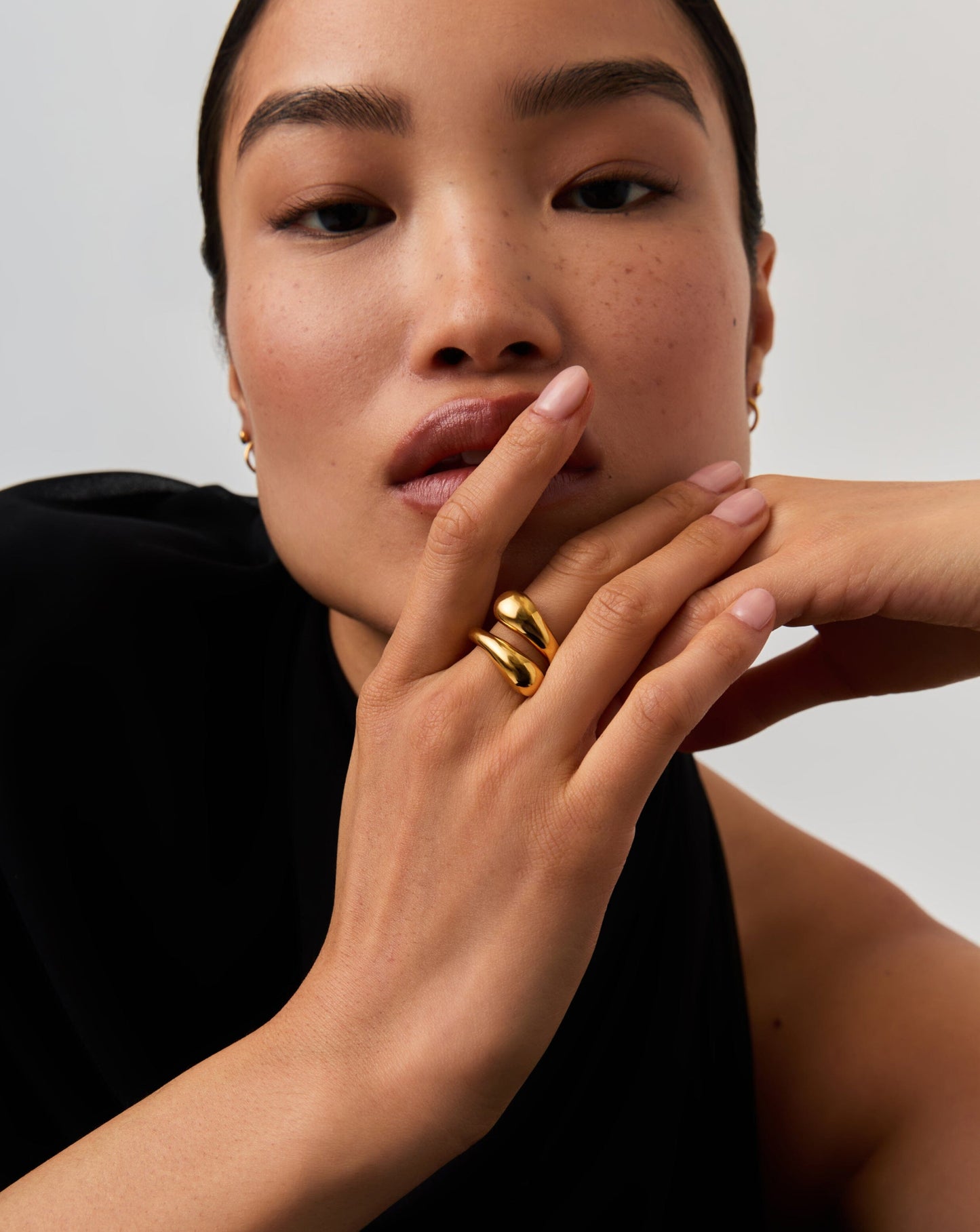 Sculptural Crossover Ring in 18k Gold Vermeil