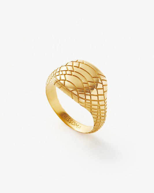 Textured Serpent Design Signet Ring in Gold Plating