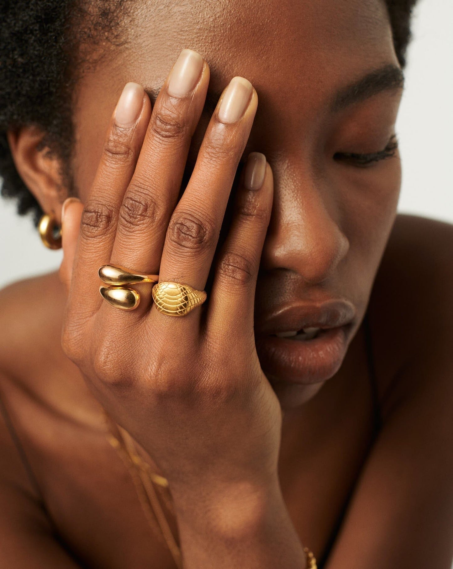 Textured Serpent Design Signet Ring in Gold Plating