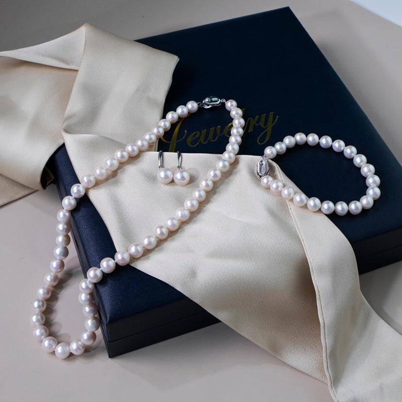 Three Piece White Freshwater Pearl Jewelry Set 1