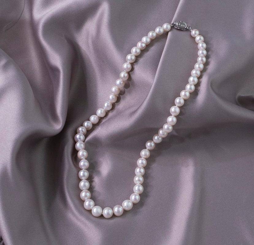 Three Piece White Freshwater Pearl Jewelry Set 1