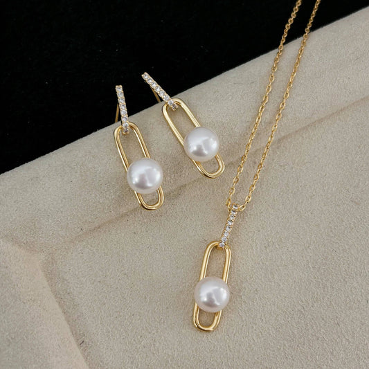 Elegant Pearl Jewelry Set with Fine Links