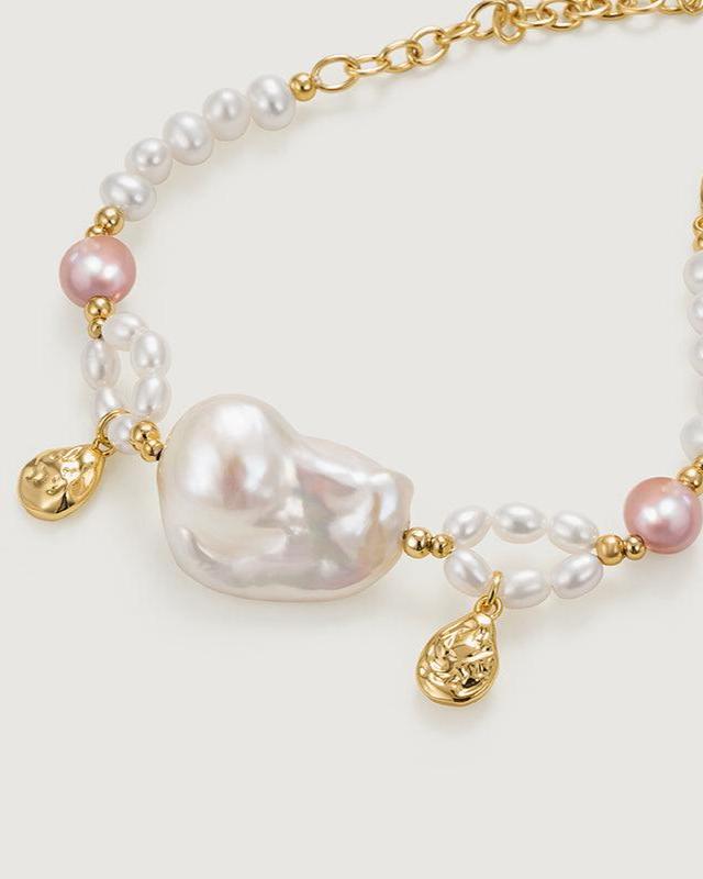 Elegant Pearl Bracelet for Spring Style