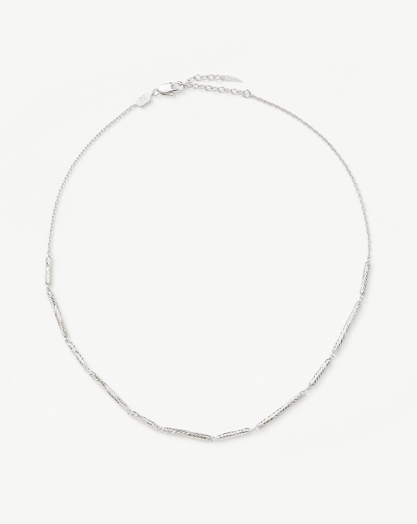 Wavy Ridge Design Chain Choker Necklace