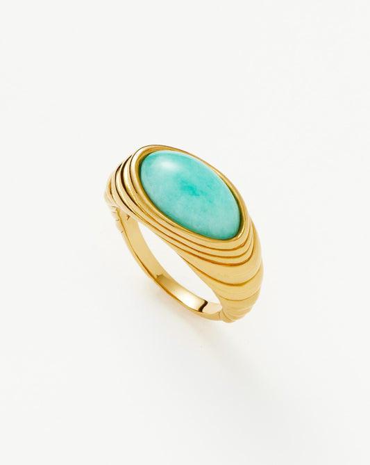 Wavy Ridge Ring with Gemstone Accent